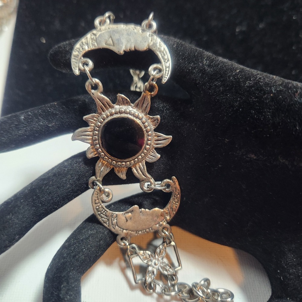 Celestial Sun Moon Link Bracelet Silver Tone Black Cabochon Boho Mystical - Picture 4 of 14